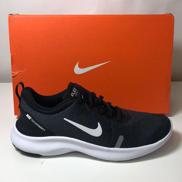 Shoes - Nike Women’s Flex Experience RN Shoes SZ 6.5 J 305